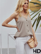 Top halter sin mangas con cuello en V y botonadura sencilla